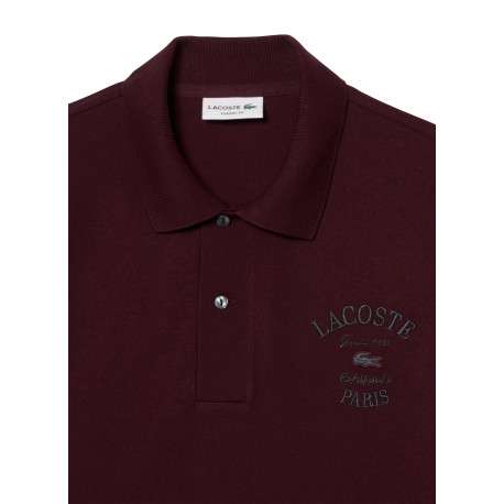 Polo style rétro en coton bordeaux avec une coupe droite et un col boutonné - Image 6