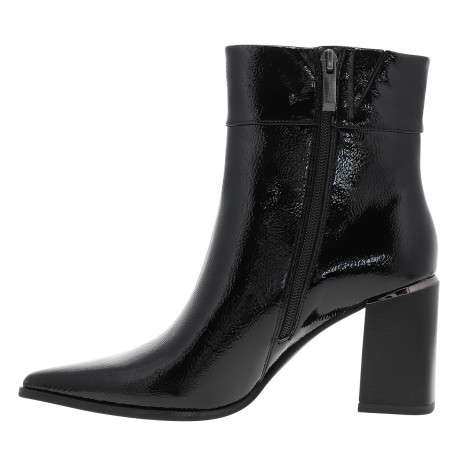 Bottines vernies noires à talon décroché haut pourvues d'un zip latéral - Image 3