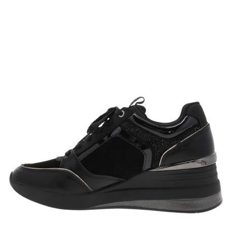 Baskets running noir à talon compensé munies de lacets et d'un zip latéral - Image 3