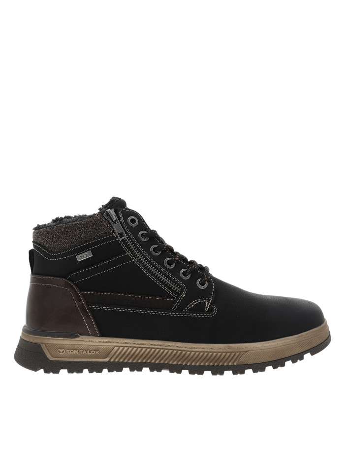 Bottines noir à talon plat...