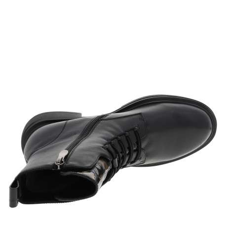 Bottines en cuir noir à talon décroché bas dotées de lacets élastiqués - Image 5