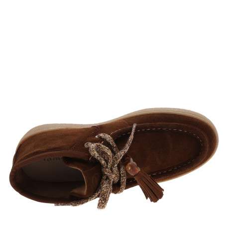 Boots en cuir marron avec un talon plat et des lacets tressés - Image 5
