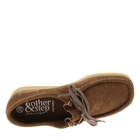 Mocassins Bee en cuir nubuck camel à talon plat pourvus de lacets - Image 5