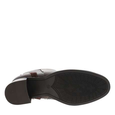 Bottines en cuir marron à talon décroché moyen pourvue d'une fermeture latérale - Image 6