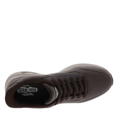 Sneakers chocolat à talon plat dotées d'aérations et de lacets plats - Image 5