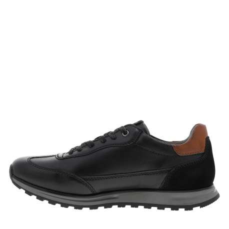 Baskets de running en cuir noir à talon plat ornées du logo et dotées de lacets - Image 3
