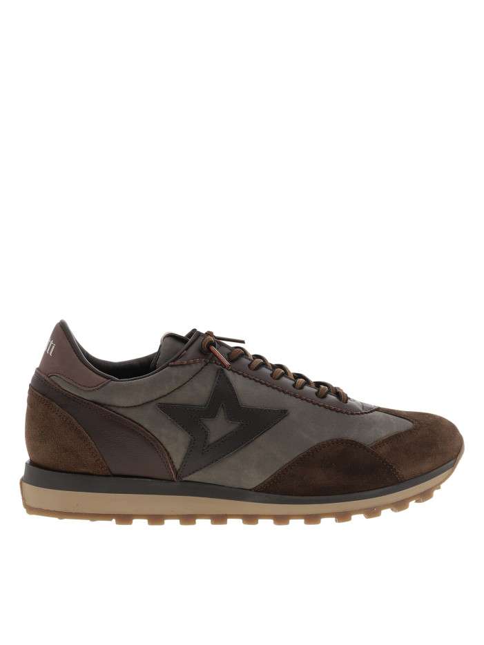 Baskets running en cuir...