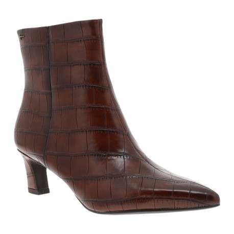 Boots marron à talon décroché bas avec un revêtement à motifs effet crocodile - Image 2