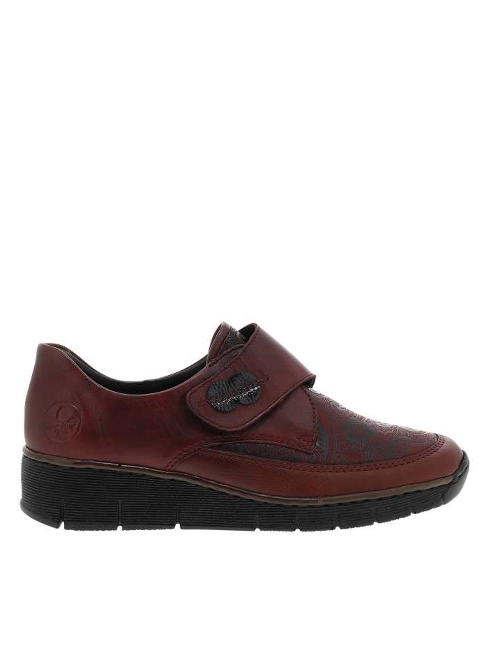 Mocassins en cuir bordeaux...