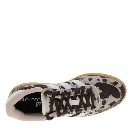 Tennis en cuir beiges à motif vache avec un talon plat et des lacets - Image 5