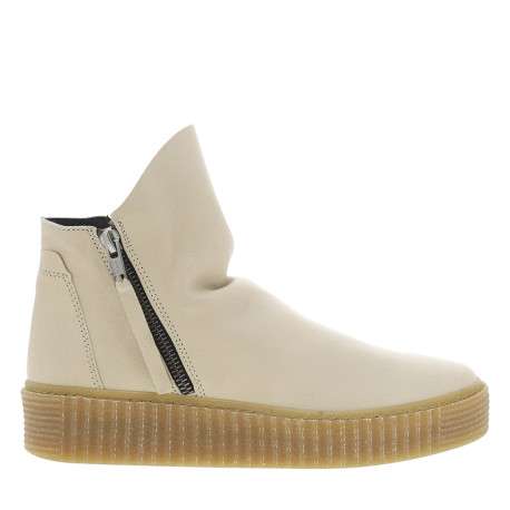 Boots en cuir blanc cassé avec semelle à talon compensé bas et glissières