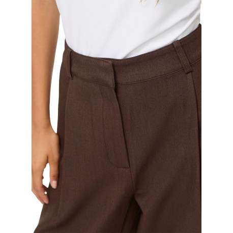 Pantalon chino marron coupe bootcut pourvu de passants pour la ceinture - Image 5