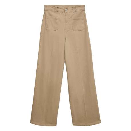Jean en coton beige coupe bootcut pourvu de poches plaquées à l'avant