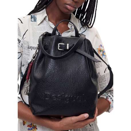 Sac à dos noir pourvu de multiples compartiments de rangement - Image 6