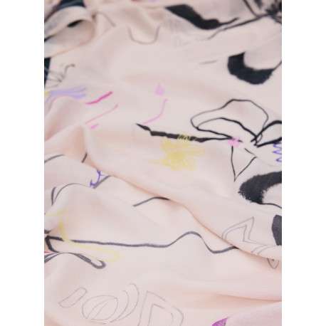 Foulard écru forme rectangulaire pourvu de divers motifs floraux - Image 3