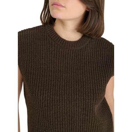 Pull marron sans manches en maille côtelées épaisse avec une coupe droite - Image 5