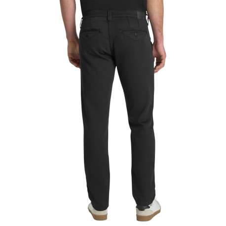 Pantalon chino en coton mélangé noir pourvu d'une coupe droite - Image 2