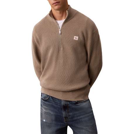 Pull en coton beige à coupe droite pourvu d'un col camionneur - Image 2