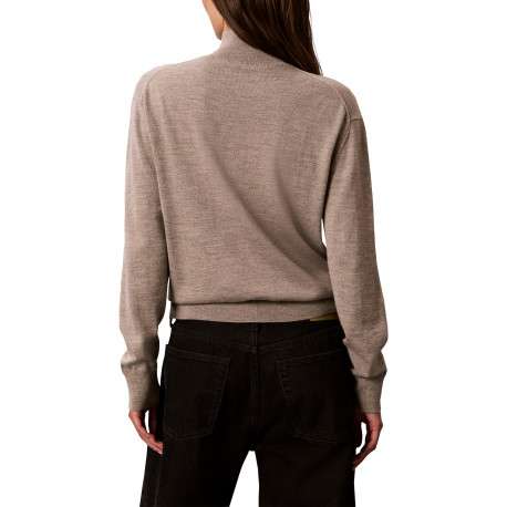 Pull taupe à coupe droite pourvu d'un col montant et de manches longues - Image 3
