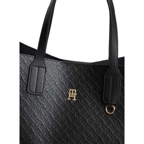 Sac cabas noir à porté épaule orné d'un motif monogramme embossé - Image 4
