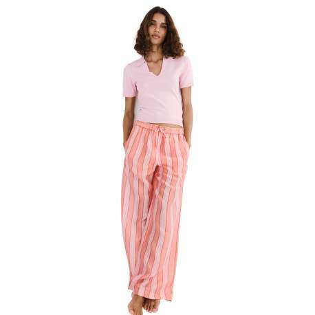 Pull rose uni avec une coupe droite et des manches courtes - Image 3