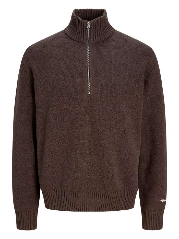 Pull marron à coupe droite...