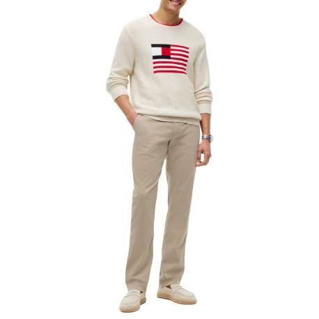 Pantalon chino Denton en coton beige à coupe droite pourvu de poches - Image 6