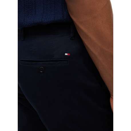 Pantalon chino Denton en coton marine à coupe droite pourvu de poches - Image 4