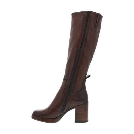 Bottes en cuir chocolat à semelle à talon décroché haut avec logo de la marque - Image 3