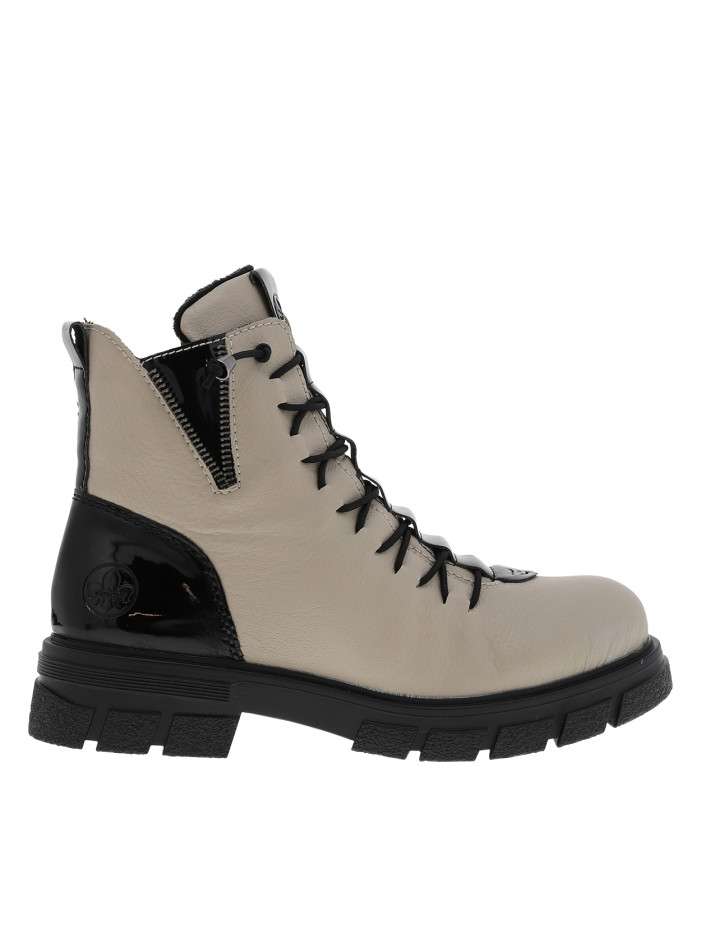 Bottines écrues à talon décroché bas avec un zip des lacets élastiqués