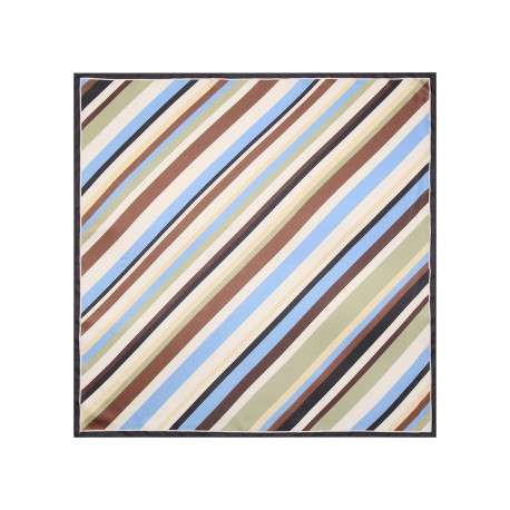 Foulard multicolore avec des rayures en diagonales et une forme carrée - Image 2