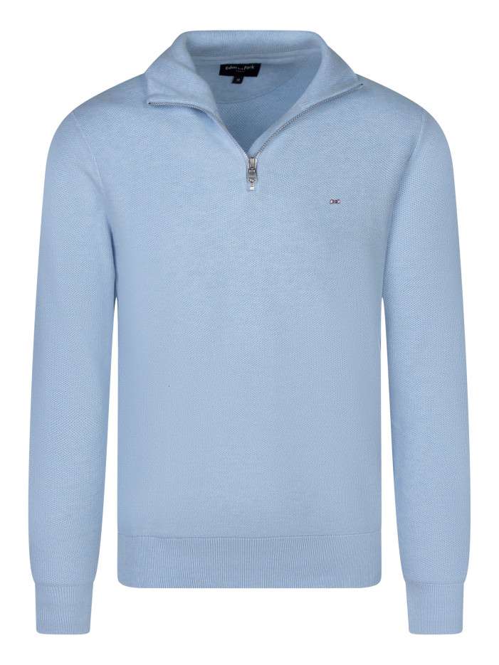 Pull en coton bleu clair...