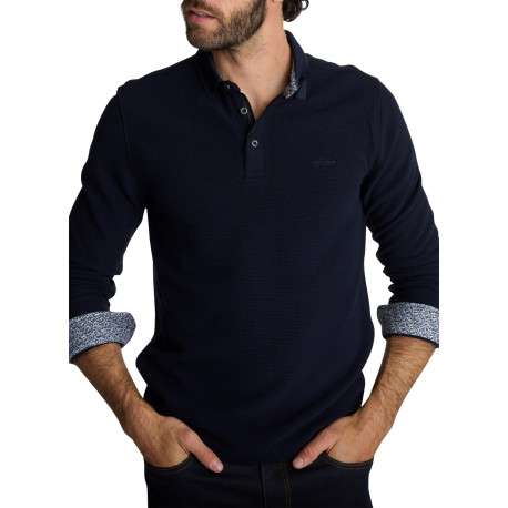 Polo à manches longues bleu marine en maille piquée pourvu d'une coupe droite