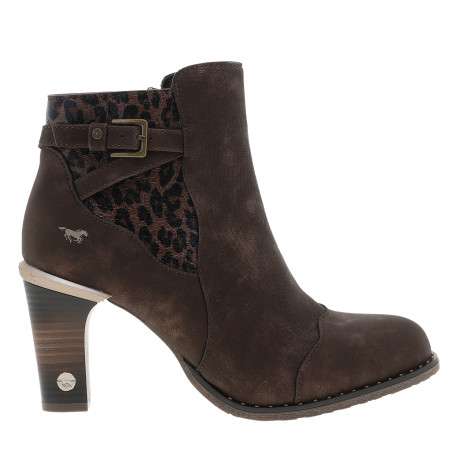 Bottines marron à talon décroché moyen pourvues d'un zip latéral