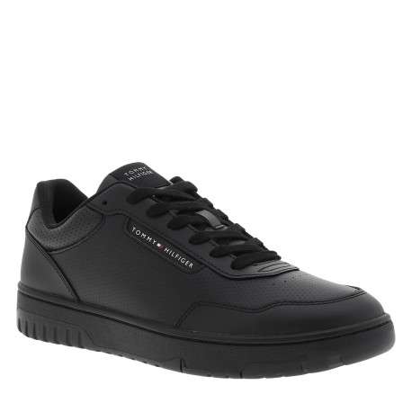 Tennis à revêtement piqué en cuir noir dotées d'un talon plat et du logo - Image 2