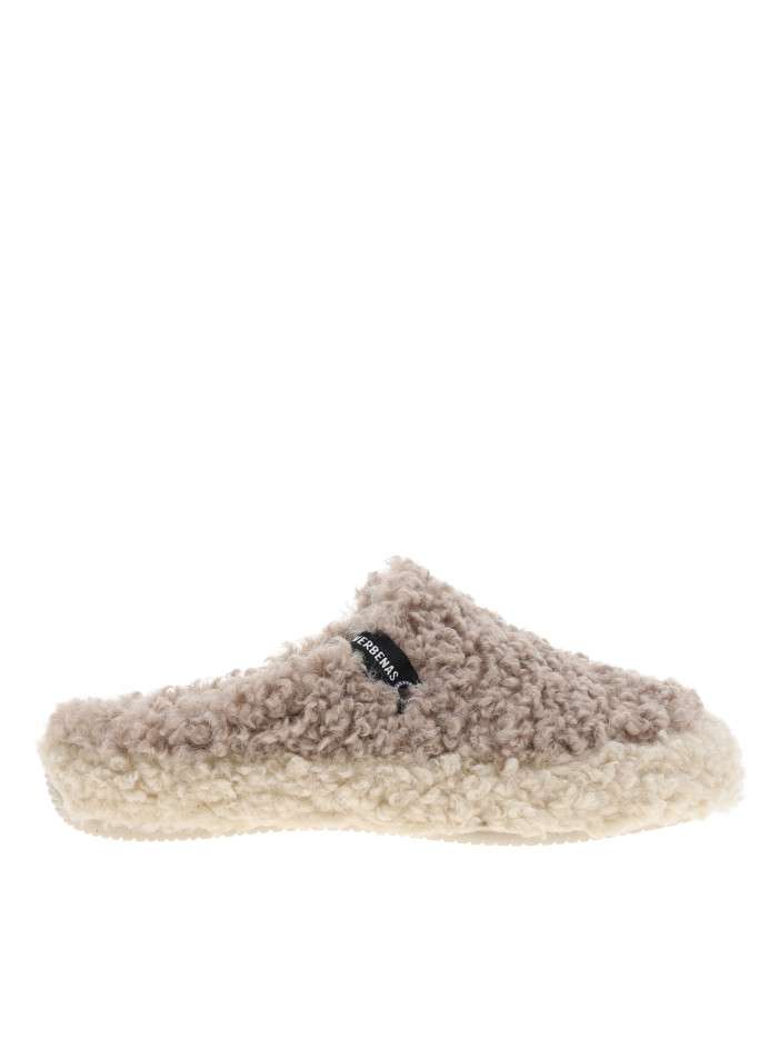 Mules blanc cassé et grises...