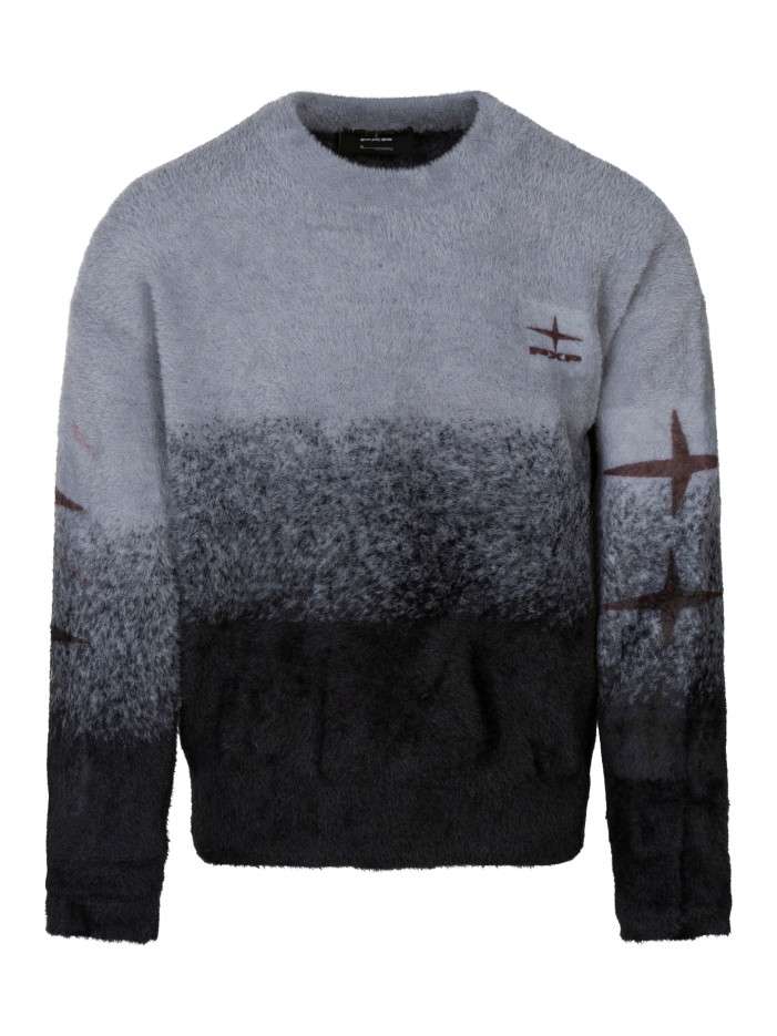 Pull gris poilu à motifs dégradés pourvu d'une coupe droite et un col rond