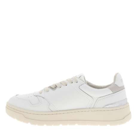 Sneakers Palmer à revêtement en cuir blanc et 1 empiècement argenté - Image 3