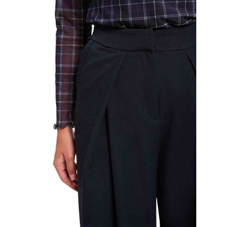 Pantalon chino marine à coupe ample pourvu d'un effet drapé à l'avant - Image 5