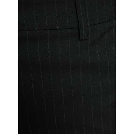 Pantalon chino noir à coupe droite pourvu de passants pour la ceinture - Image 2