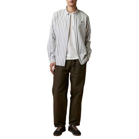 Chemise en coton blanc et gris ornée de rayures verticales à coupe droite - Image 5