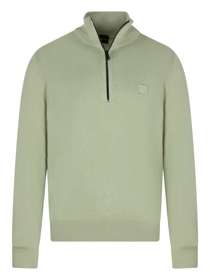 Pull en coton vert pâle...