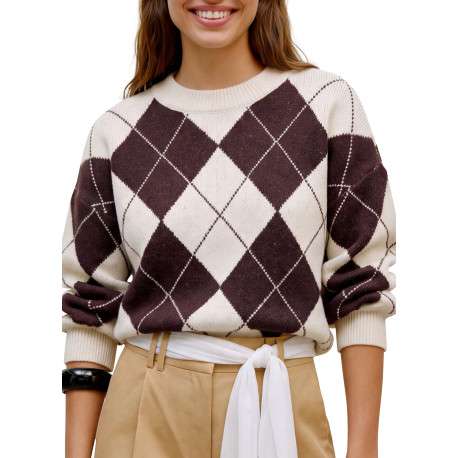 Pull jacquard marron et beige à motifs losanges muni d'une coupe droite