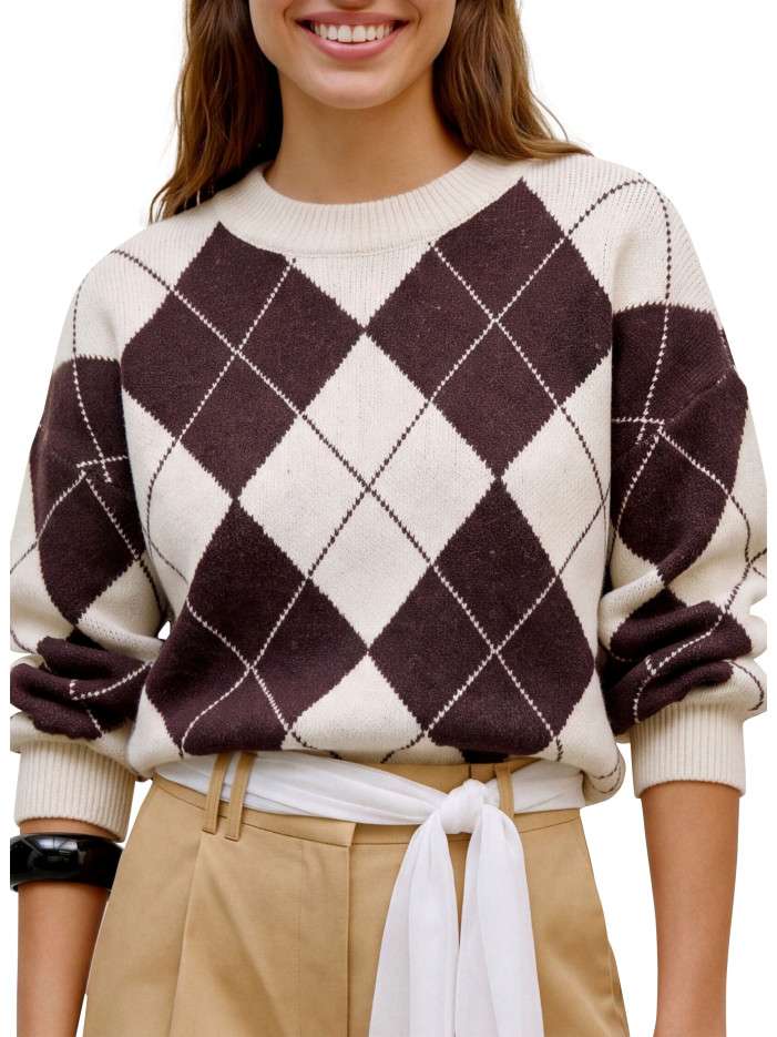 Pull jacquard marron et beige à motifs losanges muni d'une coupe droite