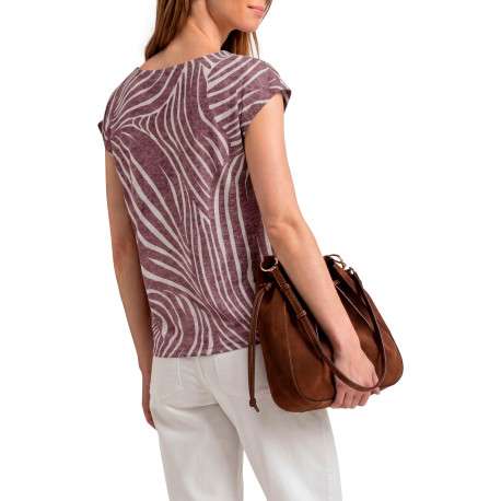 T-shirt rouge à motifs avec une coupe droite et des manches courtes - Image 4