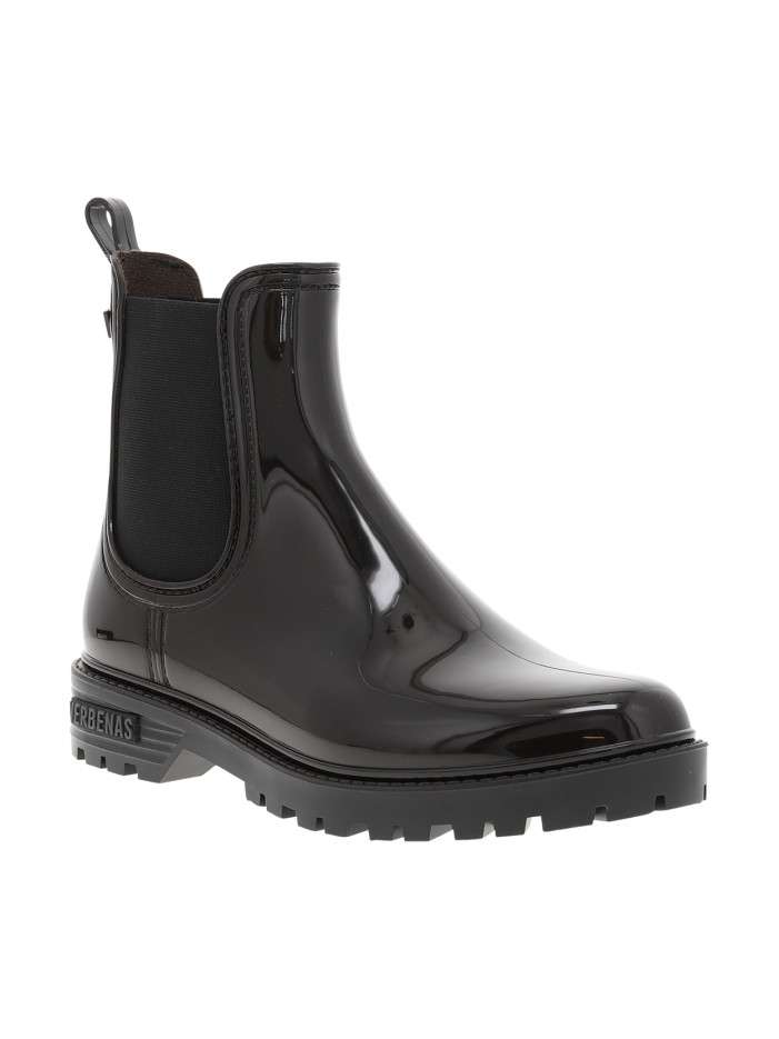 Boots marron à talon...