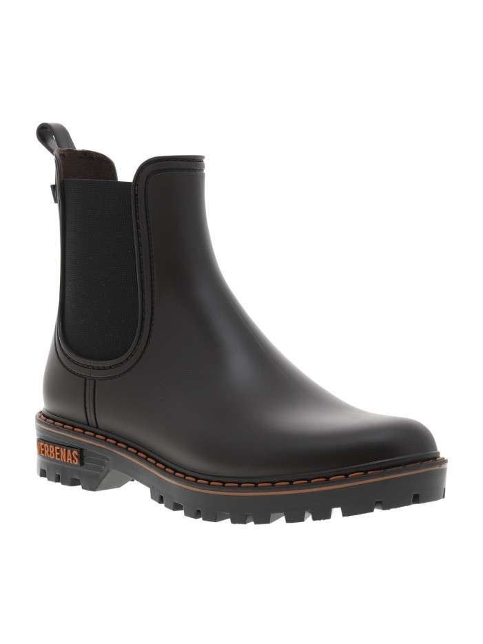 Boots marron à talon...