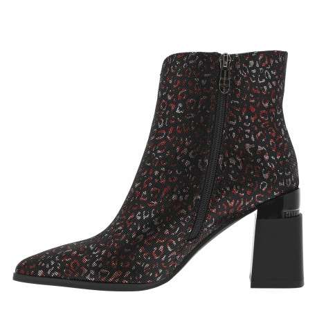 Boots en cuir noires et rouges à talon décroché haut et à zip avec la marque - Image 3