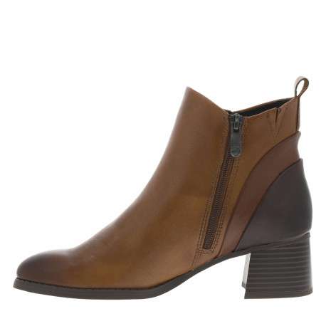Boots en cuir cognac à stalon décroché moyen pourvues d'une fermeture zippée - Image 3