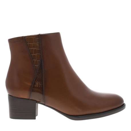 Boots en cuir cognac à bout pointu pourvues du logo de la marque - Image 2